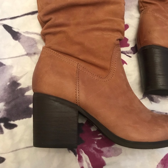 Also Over The Knee Boots - Picture 2 of 4